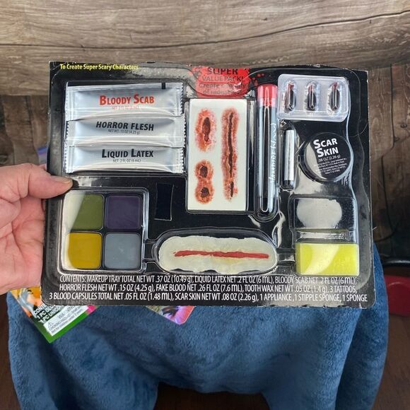 COPY - Halloween special lot #2 with various Halloween supplies - Picture 6 of 6